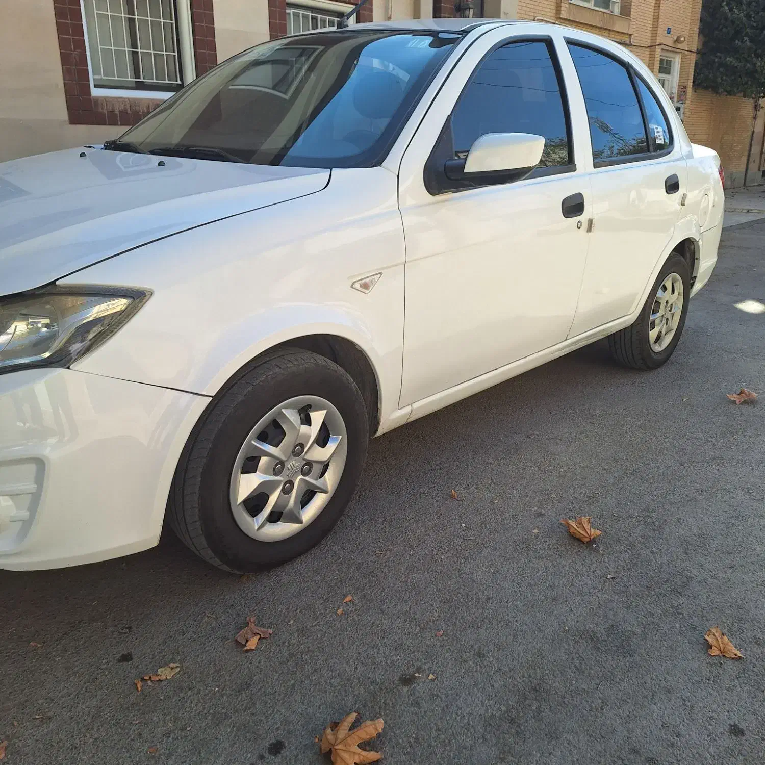 ساینا مدل ۹۷|خودرو سواری و وانت|همدان, |دیوار