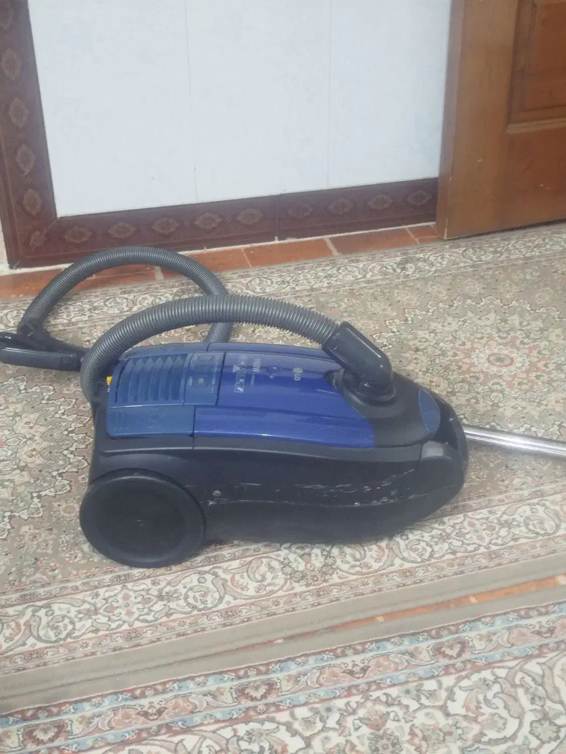 جاروبرقی|جاروبرقی، جارو شارژی، بخارشو|نهاوند, |دیوار