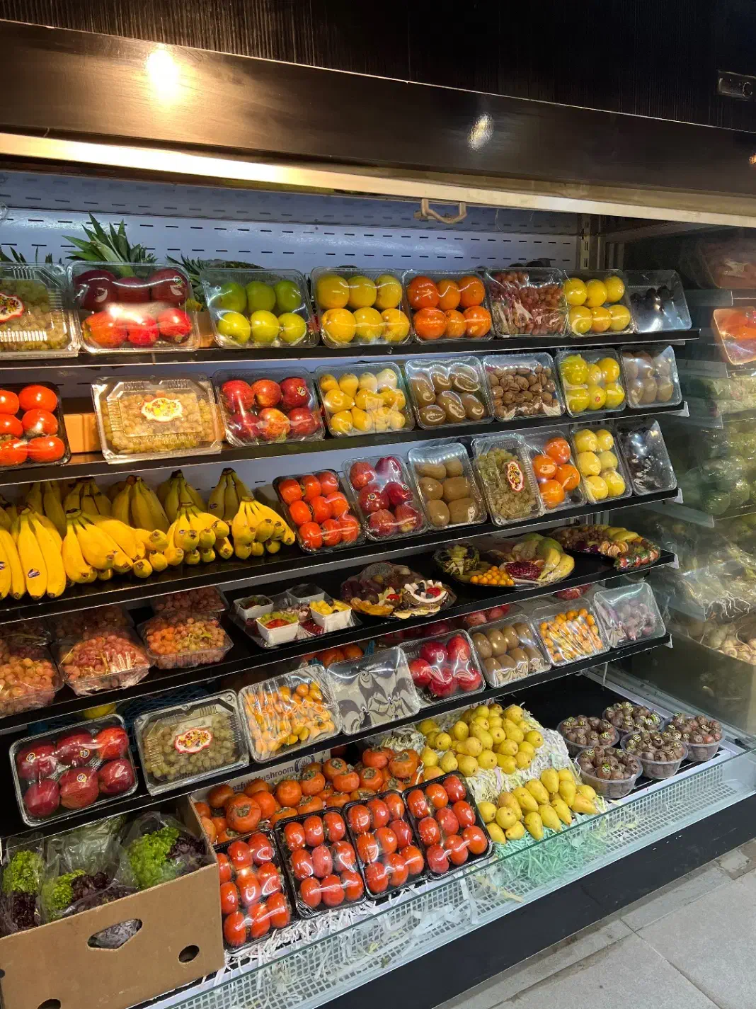 استخدام نیروی با تجربه  هایپر میوه|استخدام خدمات فروشگاه و رستوران|اهواز, کیانپارس |دیوار