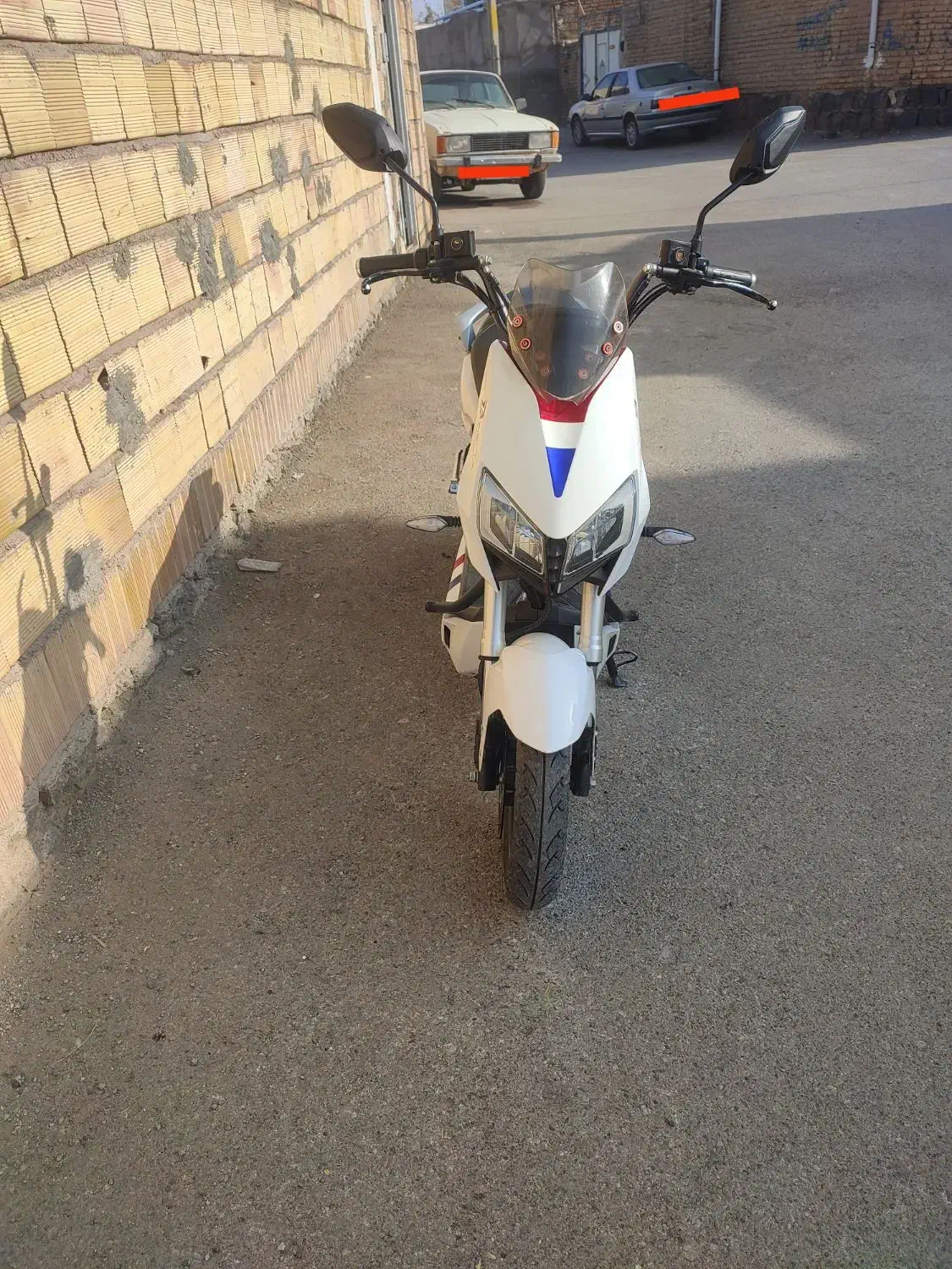 موتور دلتا|موتورسیکلت|شوط, |دیوار