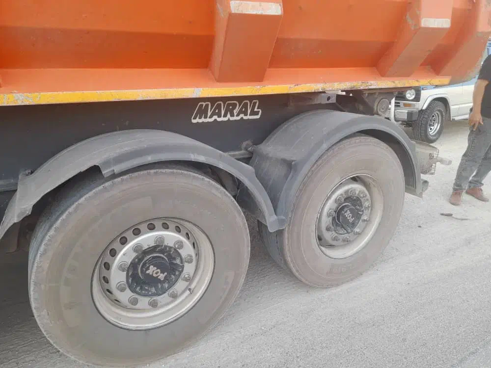 تریلی کمپرسی|خودرو سنگین|رباط‌کریم, رباط‌کریم|دیوار