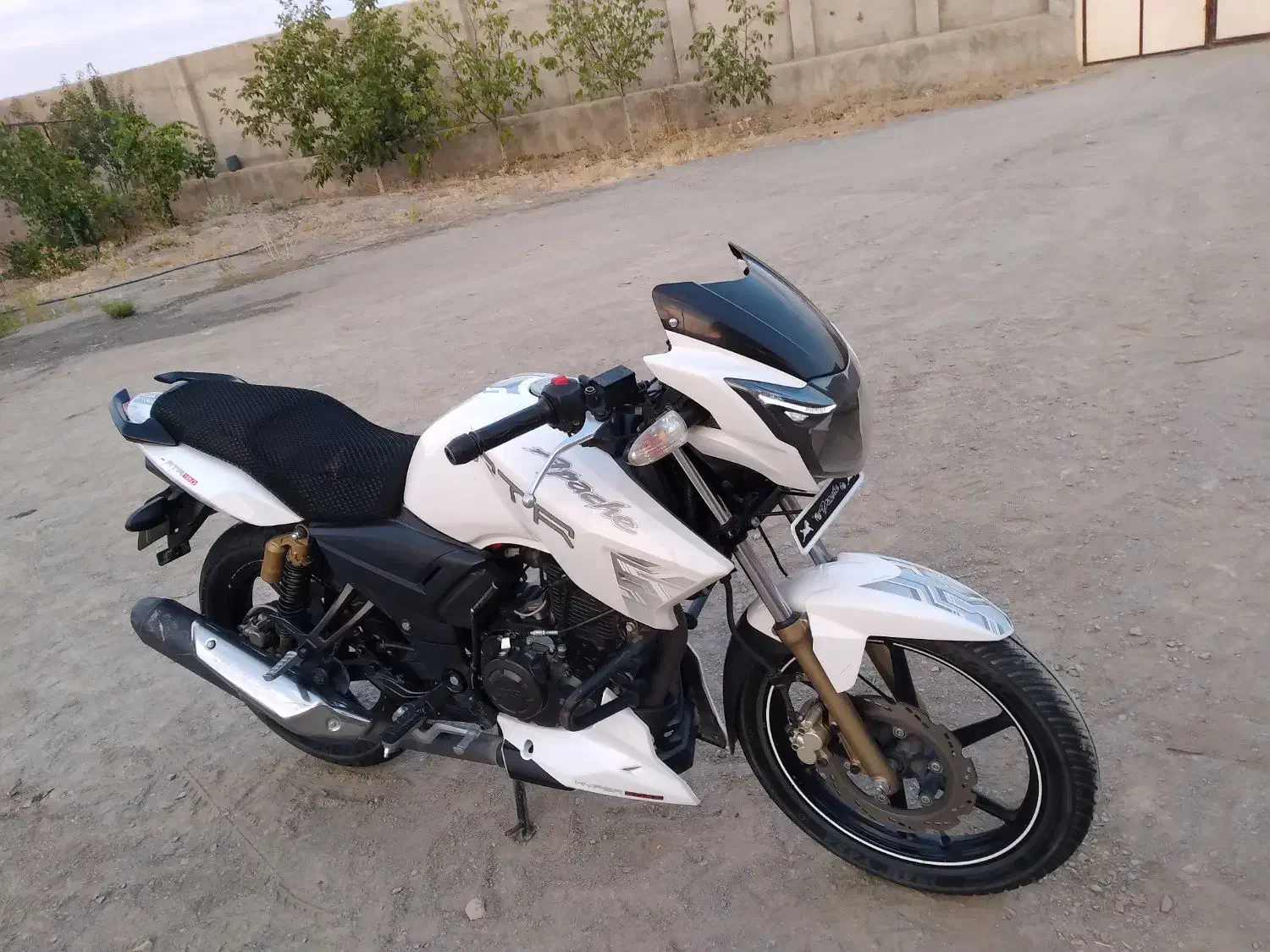 اپاچی ۹۵ درحد|موتورسیکلت|لالجین, |دیوار