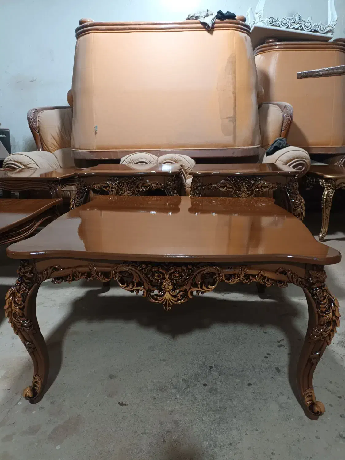 جلومبلی|مبلمان خانگی و میز عسلی|ارومیه, |دیوار