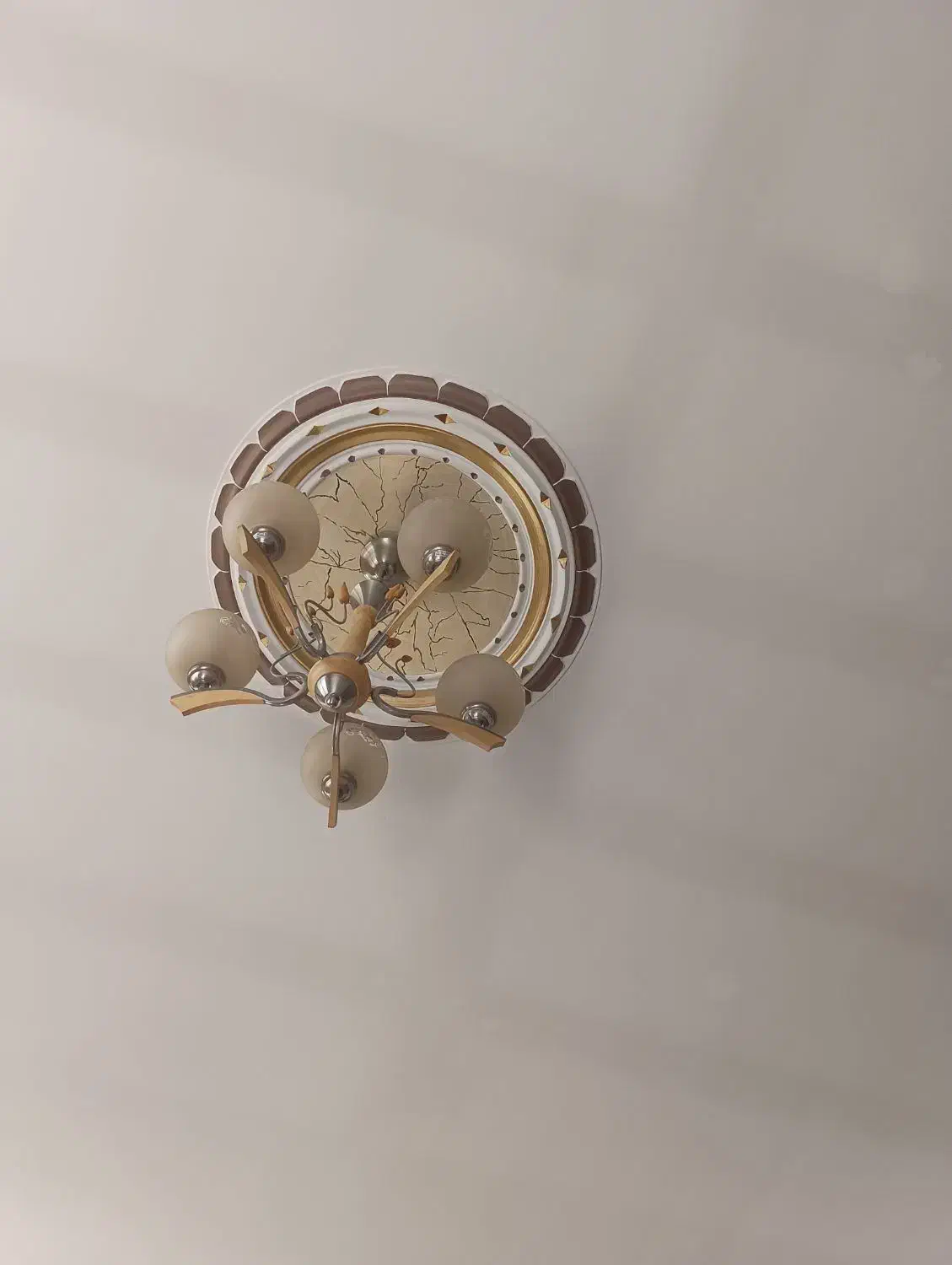 لوسترتمیز وسالم|لوستر و چراغ آویز|اصفهان, ردان|دیوار