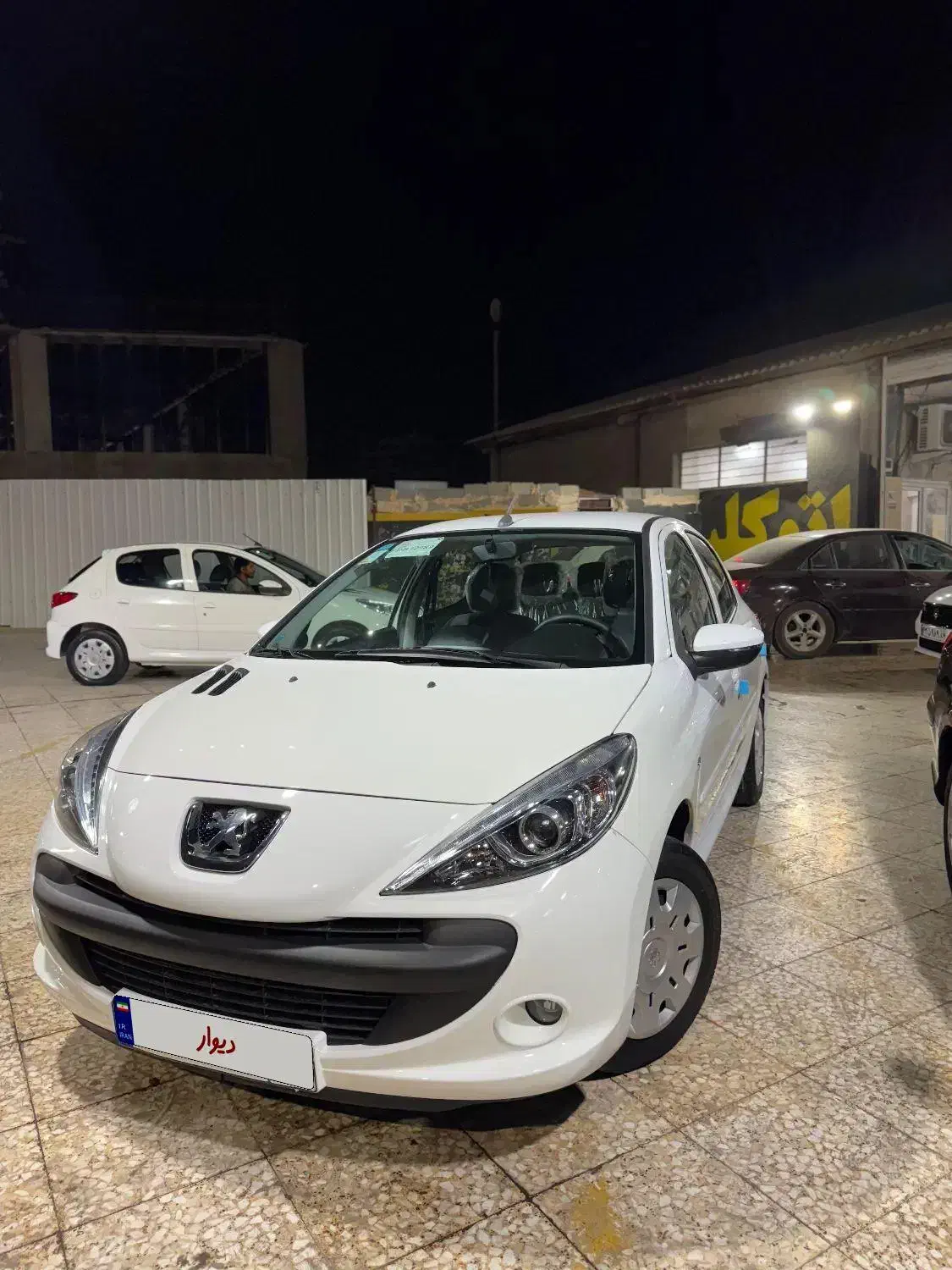 پژو ۲۰۷ مدل ۱۴۰۲ مشابه صفر|خودرو سواری و وانت|بندرعباس, |دیوار