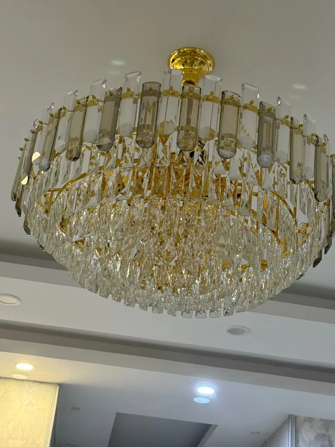 لوستر ۷ ردیف دو عدد و یک لاینر|لوستر و چراغ آویز|اهواز, زیتون کارمندی|دیوار