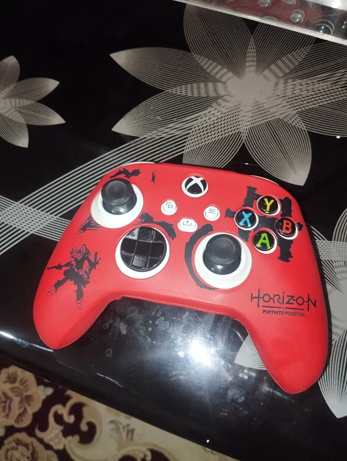 ایکس باکس سری اس|کنسول، بازی ویدئویی و آنلاین|صحنه, |دیوار