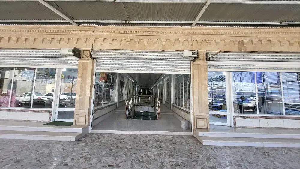 فروش یکباب مغازه ۲۰ متری پاساژ پشت دکه ها|فروش مغازه و غرفه|ایرانشهر, |دیوار