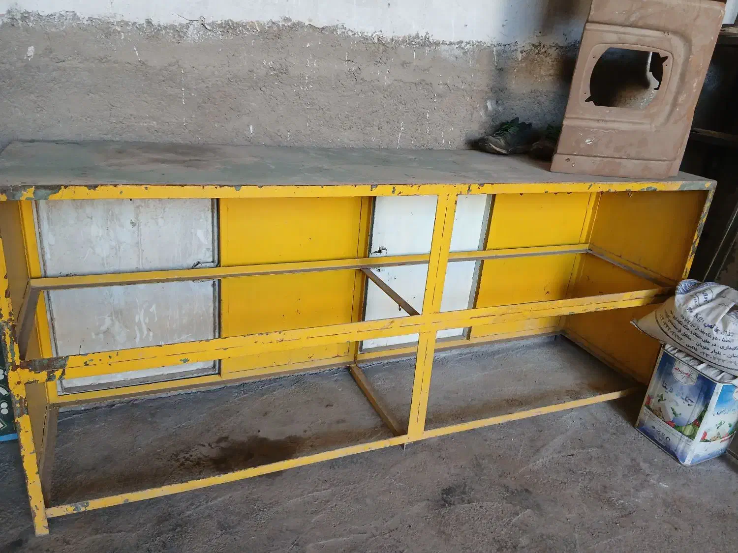 فروش تانکر آب گالوانیزه،قفسه آهنی و ویترین اهنی|فروشگاه و مغازه|آرادان, |دیوار