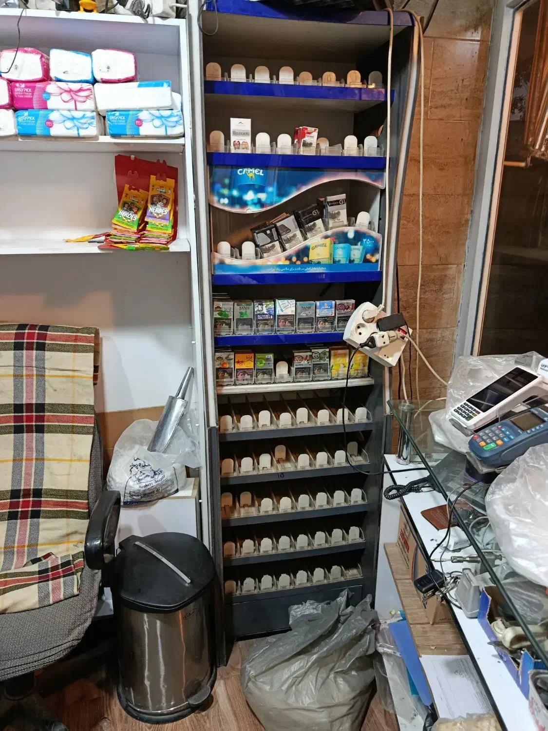 استندسیگاردرحدنو|فروشگاه و مغازه|چهارباغ, |دیوار