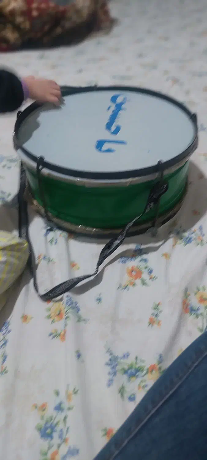 طبل قدیمی|درام و پرکاشن|تبریز, |دیوار