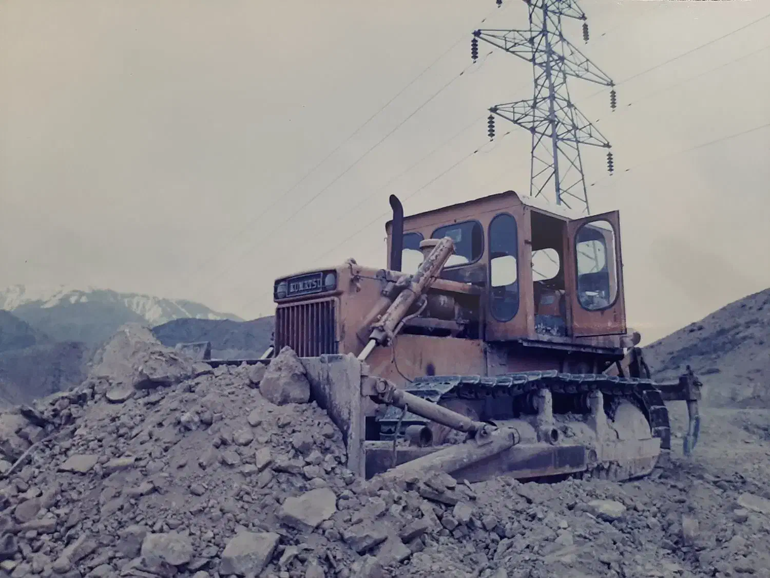 بلدوزر ۶۵|خودرو سنگین|کرج, کمالشهر|دیوار