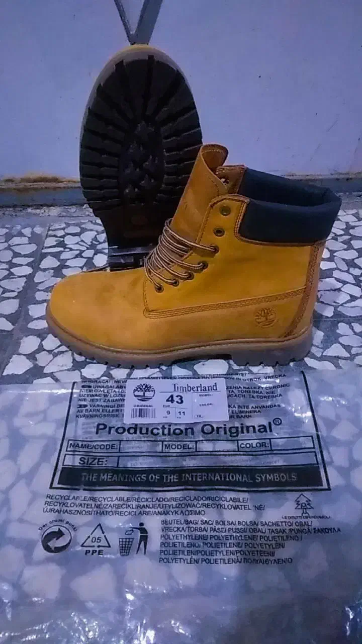 پوتین تیمبرلند آجری سایز ۴۳(timberland)|کیف، کفش، کمربند|رشت, آب و برق|دیوار
