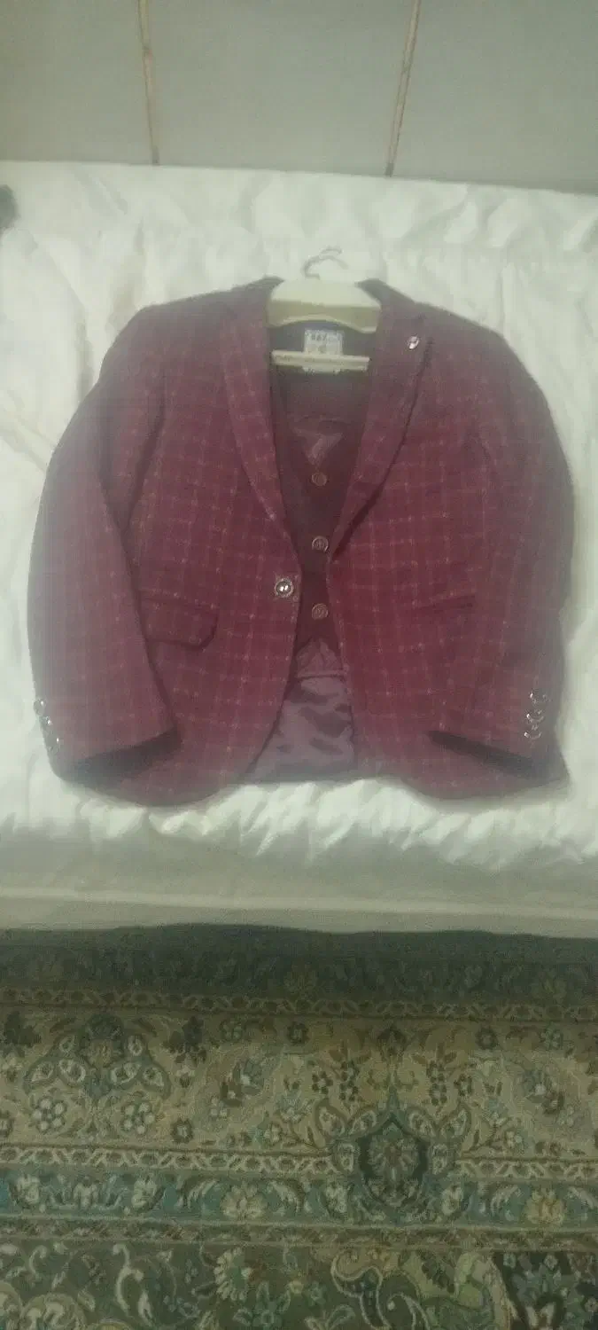 لباس|لباس|شاهین‌شهر, گزبرخوار|دیوار