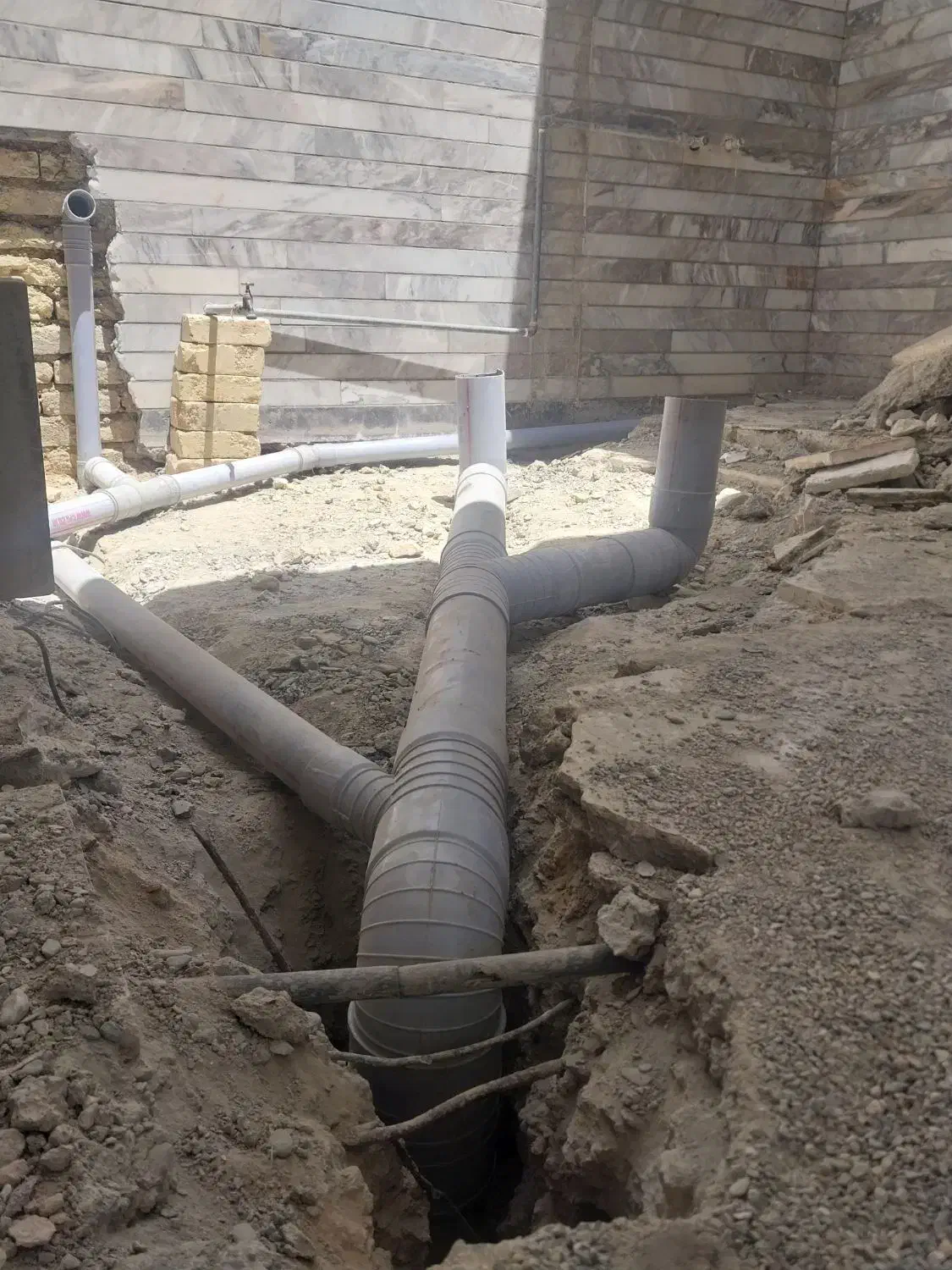 تاسیساتی|خدمات پیشه و مهارت|گلپایگان, |دیوار