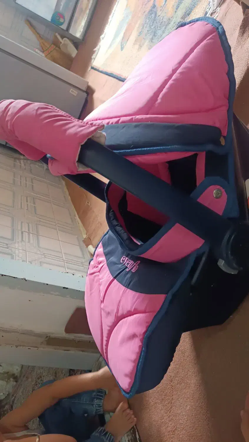 کریر قنداق فرنگی تشک گارد دار|کالسکه و لوازم جانبی|دماوند, دماوند|دیوار