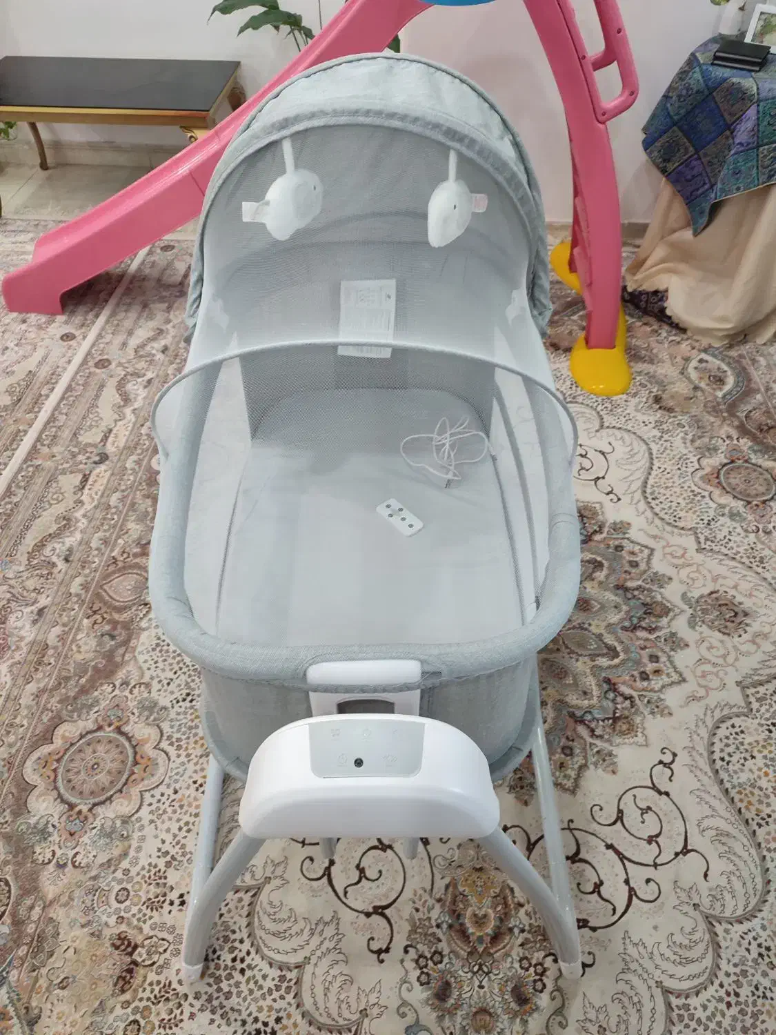 گهواره برقی موزیکال ماستلا و تخت کنار مادر|تخت و صندلی بچه|اندیشه, اندیشه فاز ۱|دیوار