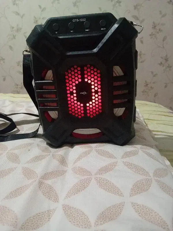 باند صوتی میکروفون خور فلش خور|پخشکننده همراه|اردبیل, |دیوار