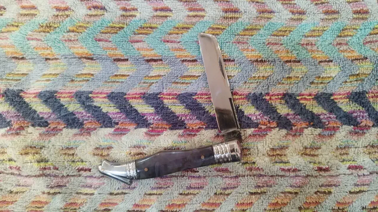 چاقو|کلکسیون اشیاء عتیقه|زنجان, |دیوار