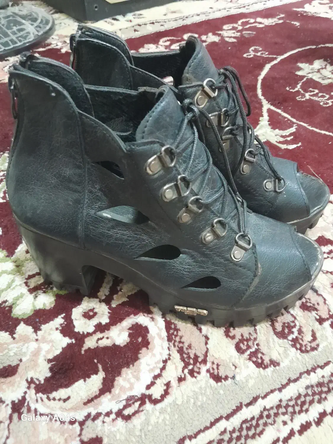 صندل|کیف، کفش، کمربند|پاکدشت, پاکدشت (مامازند)|دیوار