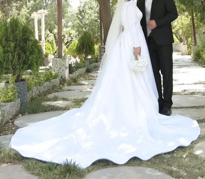 لباس عروس|لباس|هشتگرد, شهرک بعثت|دیوار