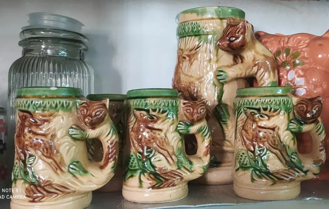 تنگ ولیوان قدیمی .پارچ|ظروف سرو و پذیرایی|شیراز, شهدای شهرک سعدی|دیوار