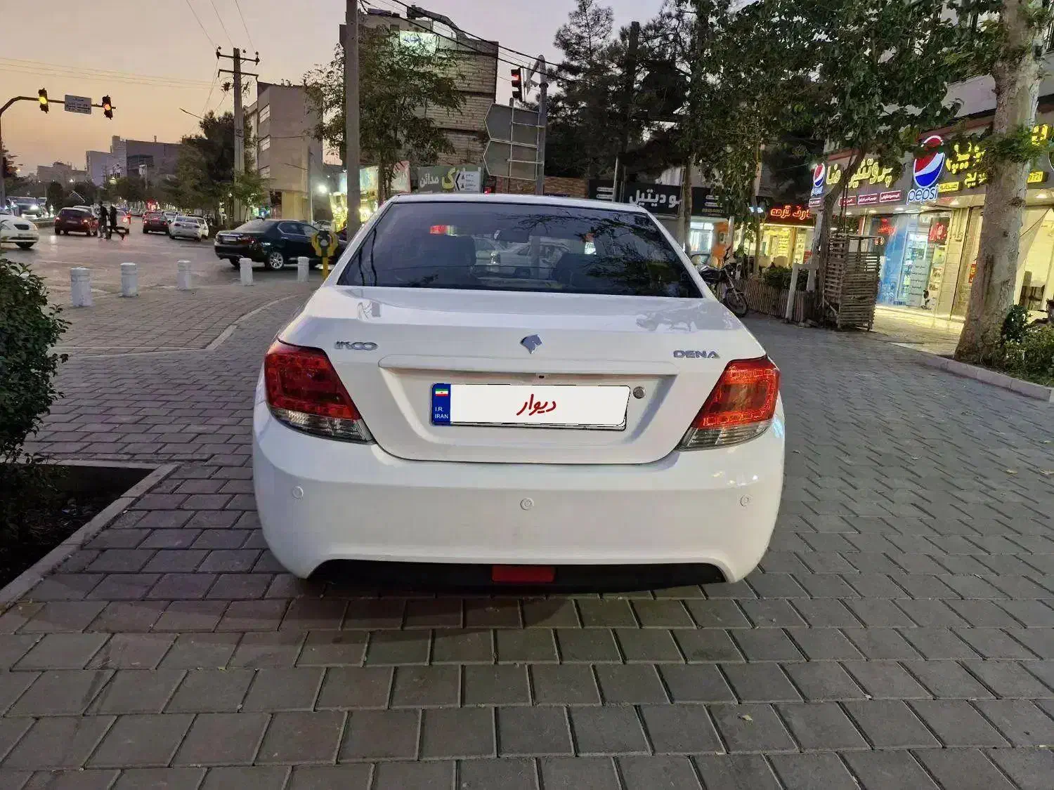 دنا معمولی ۹۸ تیپ ۱ بسیار تمیز در حد|خودرو سواری و وانت|مشهد, تربیت (صدف)|دیوار