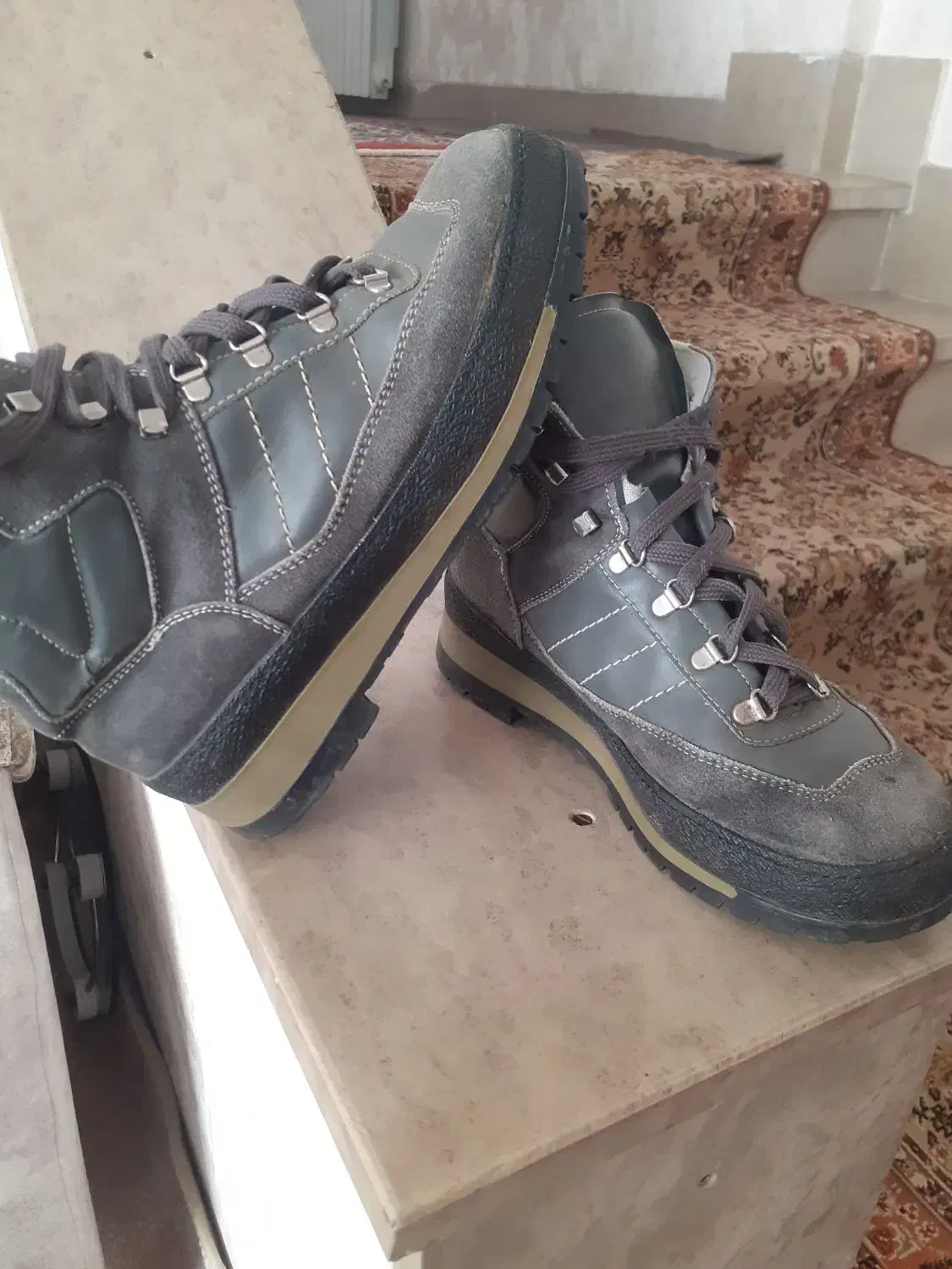 کفش کوهنوردی ایتالیایی|کیف، کفش، کمربند|زنجان, |دیوار