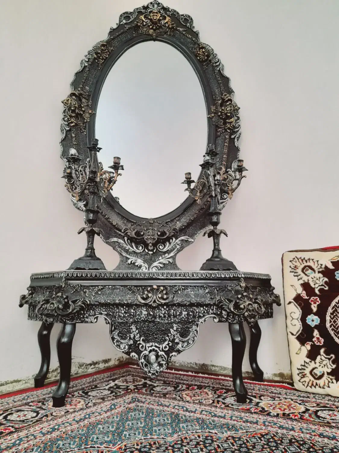 آیینه و شمعدان|بوفه، ویترین، کنسول|قروه, |دیوار