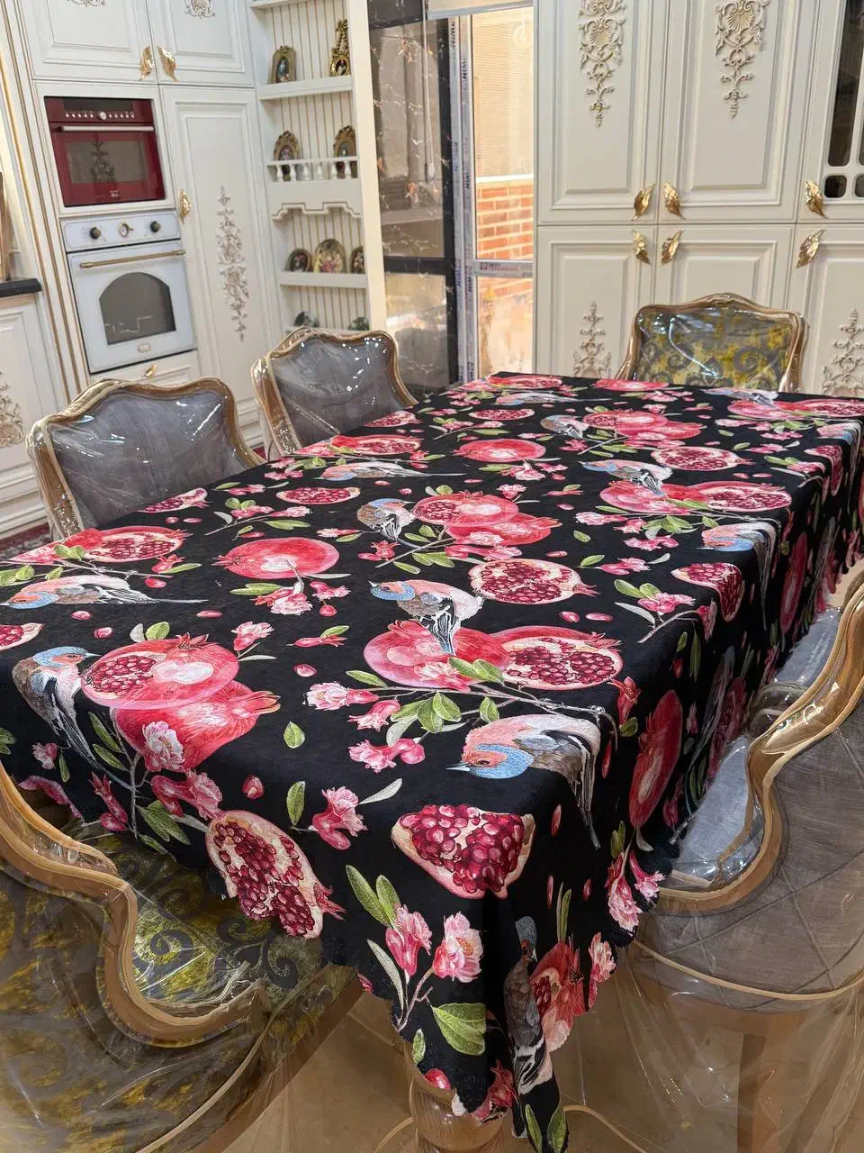 رومیزی طرح شب یلدا پارچه مخمل شانل زیر سفره یلدایی|پرده، رانر، رومیزی|تبریز, |دیوار