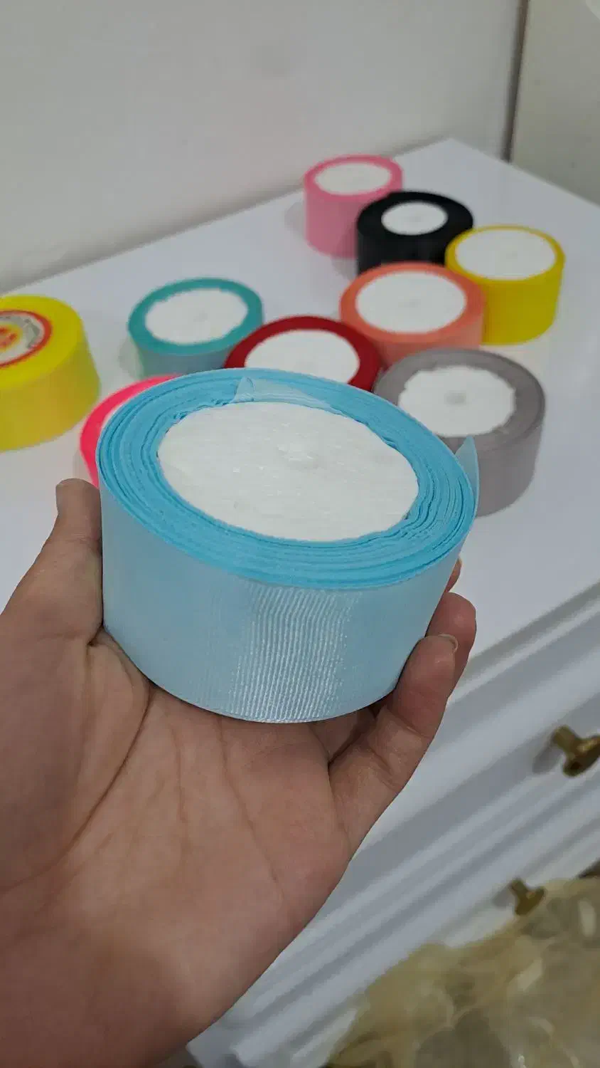 روبان گروگرن|زیورآلات و اکسسوری|میلاجرد, |دیوار