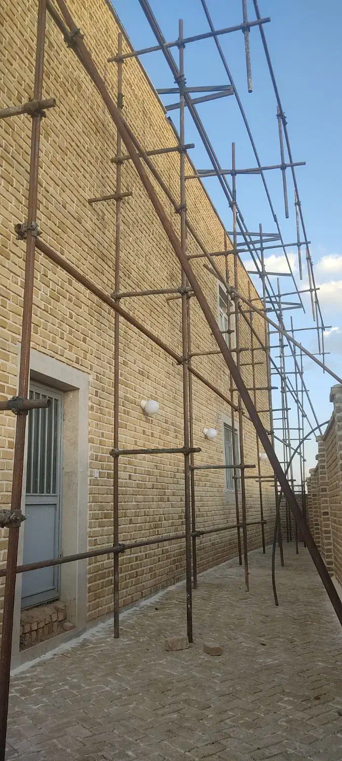 داربست پرسپولیس(پرند)|خدمات پیشه و مهارت|پرند, فاز ۲|دیوار