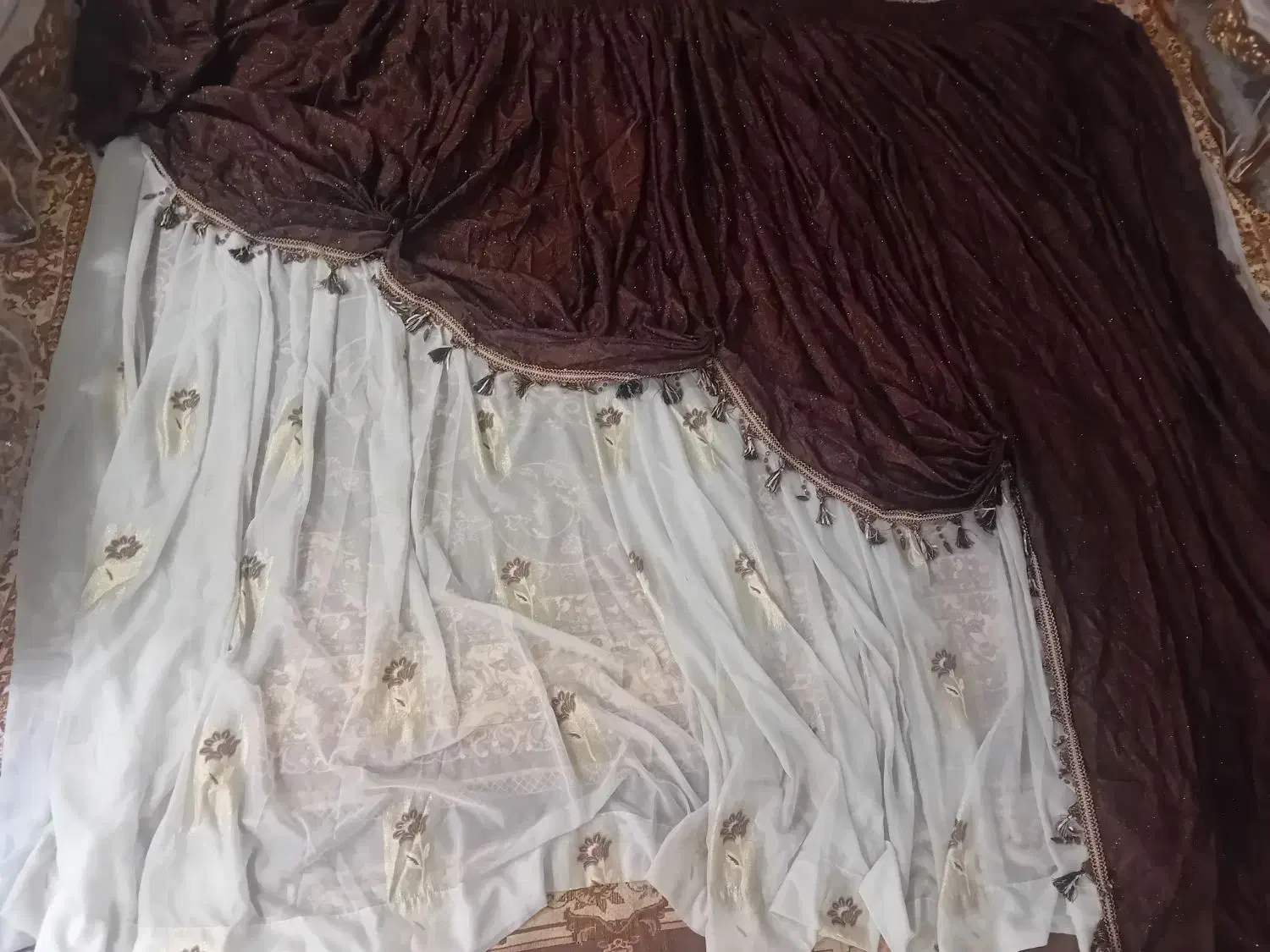 پرده ویلان|پرده، رانر، رومیزی|کاشان, فاز ۱ ناجی آباد|دیوار