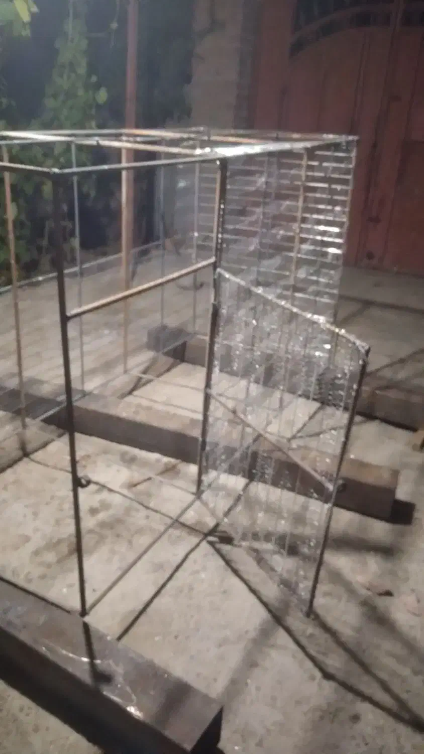 قفس یا توری بزرگ|لوازم جانبی حیوانات|بافت, |دیوار