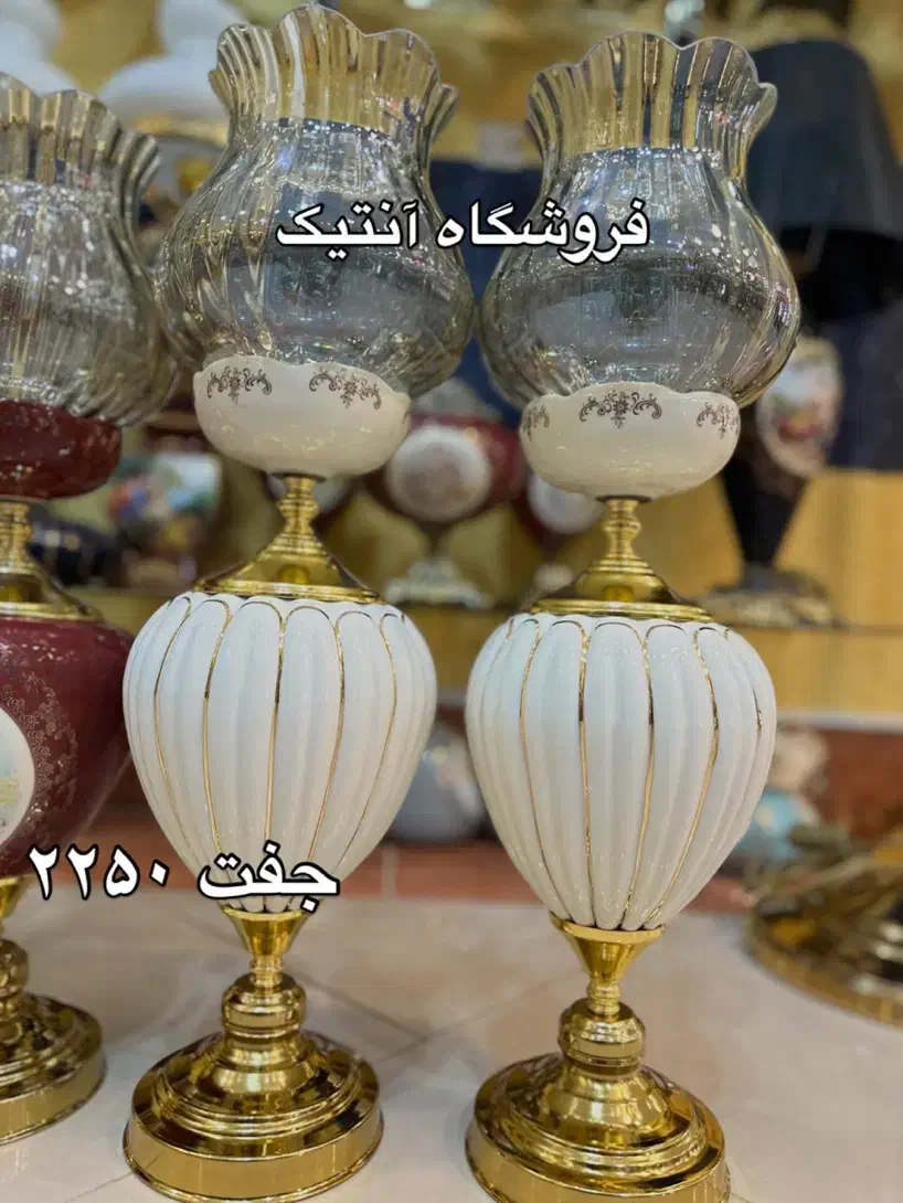 چراغ لاله لامپا ستون چینی سفید|صنایع دستی و سایر لوازم تزئینی|اردبیل, |دیوار