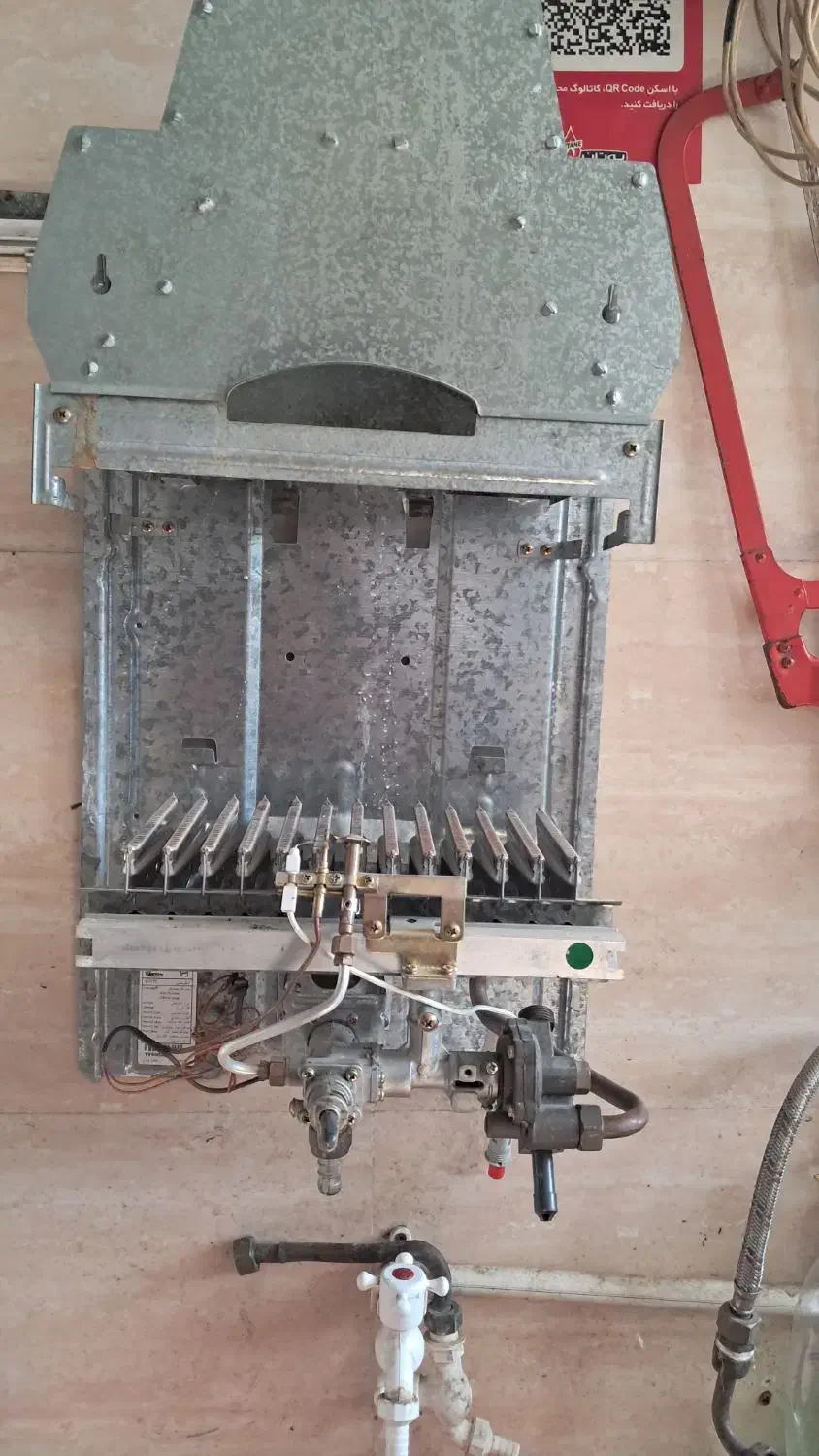بدنه آبگرمکن|آبگرمکن، پکیج، شوفاژ|مینودشت, |دیوار