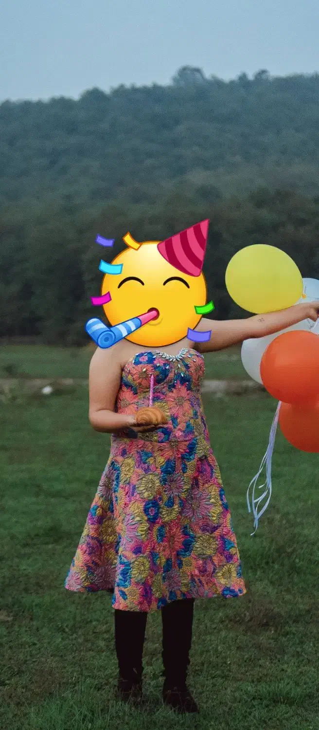 باکس|لباس|نشتارود, |دیوار