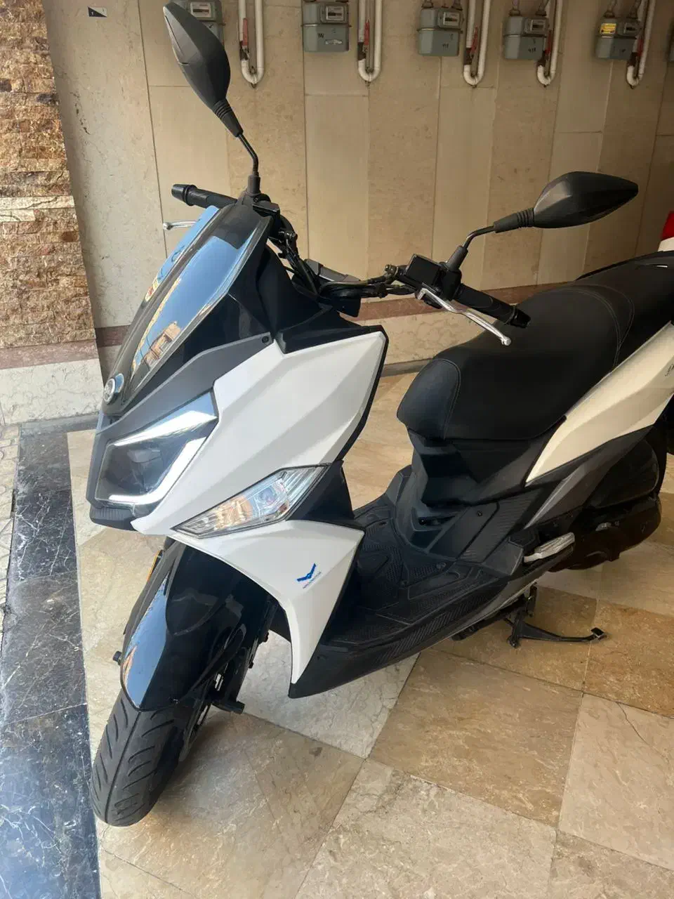 j200|موتورسیکلت|تهران, مشیریه|دیوار