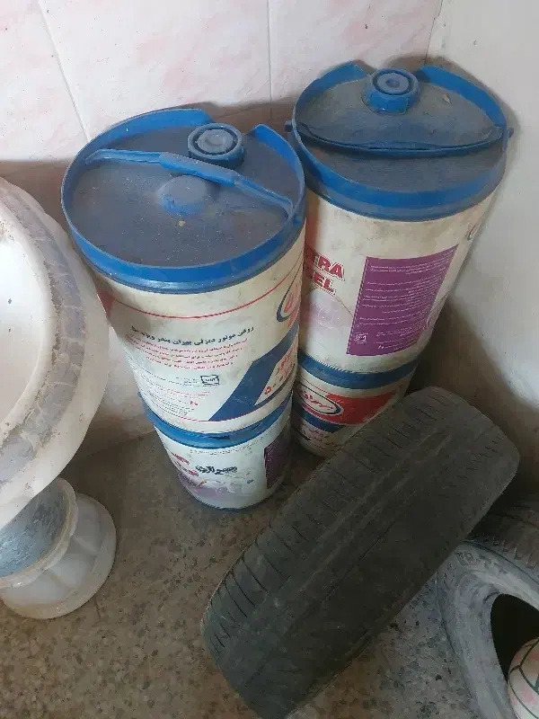 گالن|ظروف نگهدارنده، پلاستیکی، یک‌بارمصرف|قشم, |دیوار