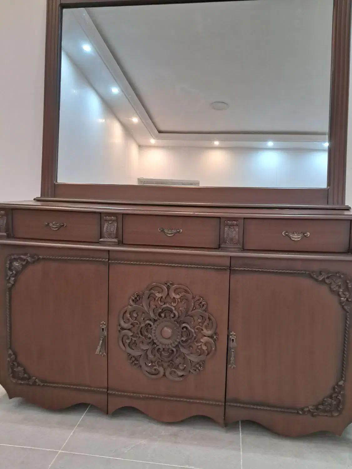 اینه کنسول تمام چوب|بوفه، ویترین، کنسول|بندر کنگان, |دیوار