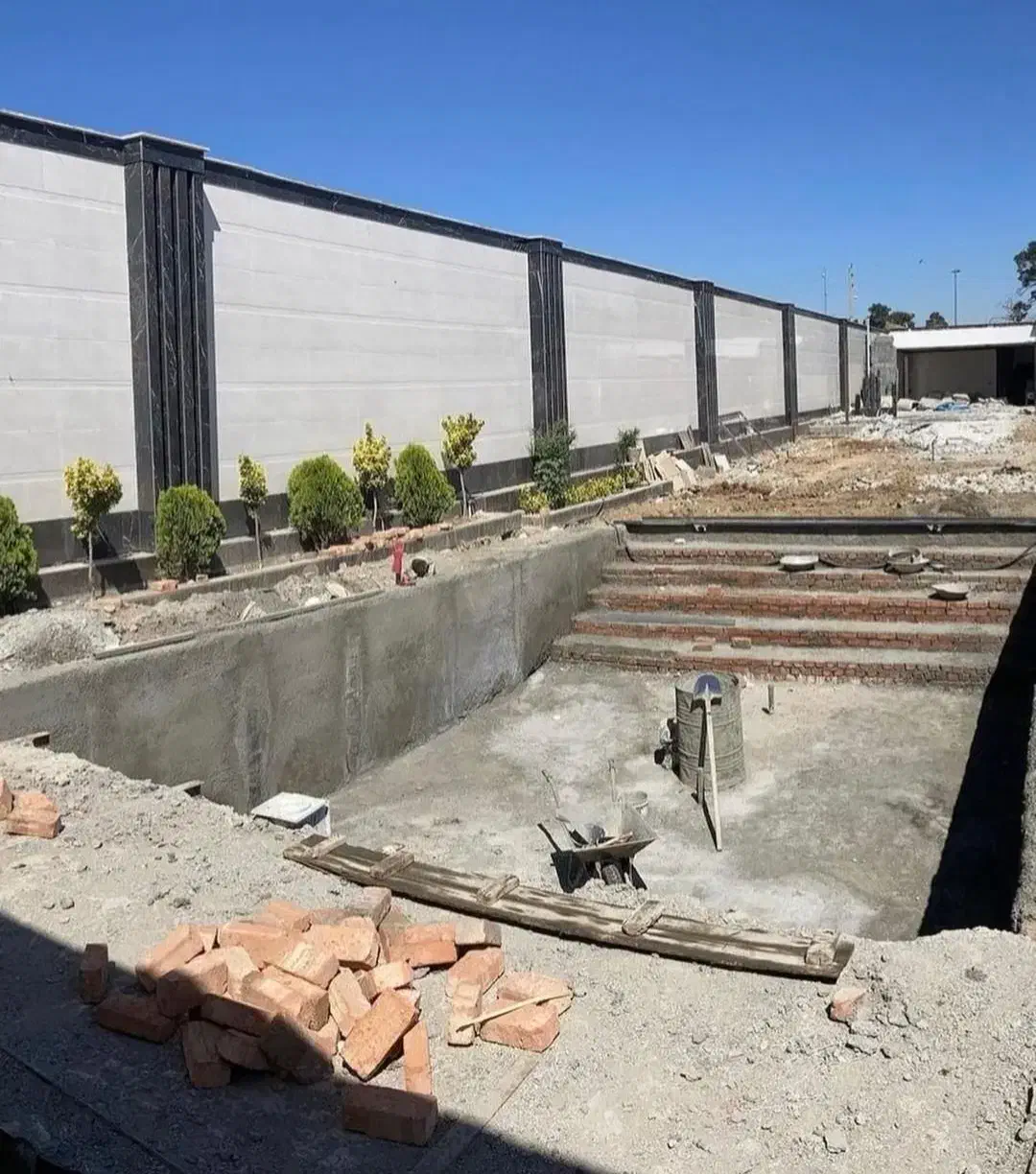 ساخت طراحی اجراویلا،ساختمان باغشهری محوطه و استخر|خدمات پیشه و مهارت|همدان, |دیوار