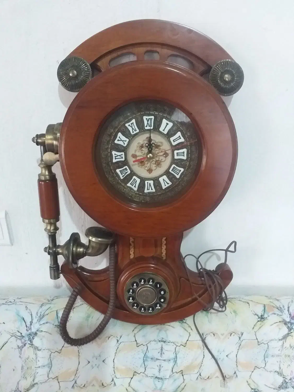 ساعت دیواری فانتزی تلفن دار|ساعت دیواری و تزئینی|سیاهکل, |دیوار