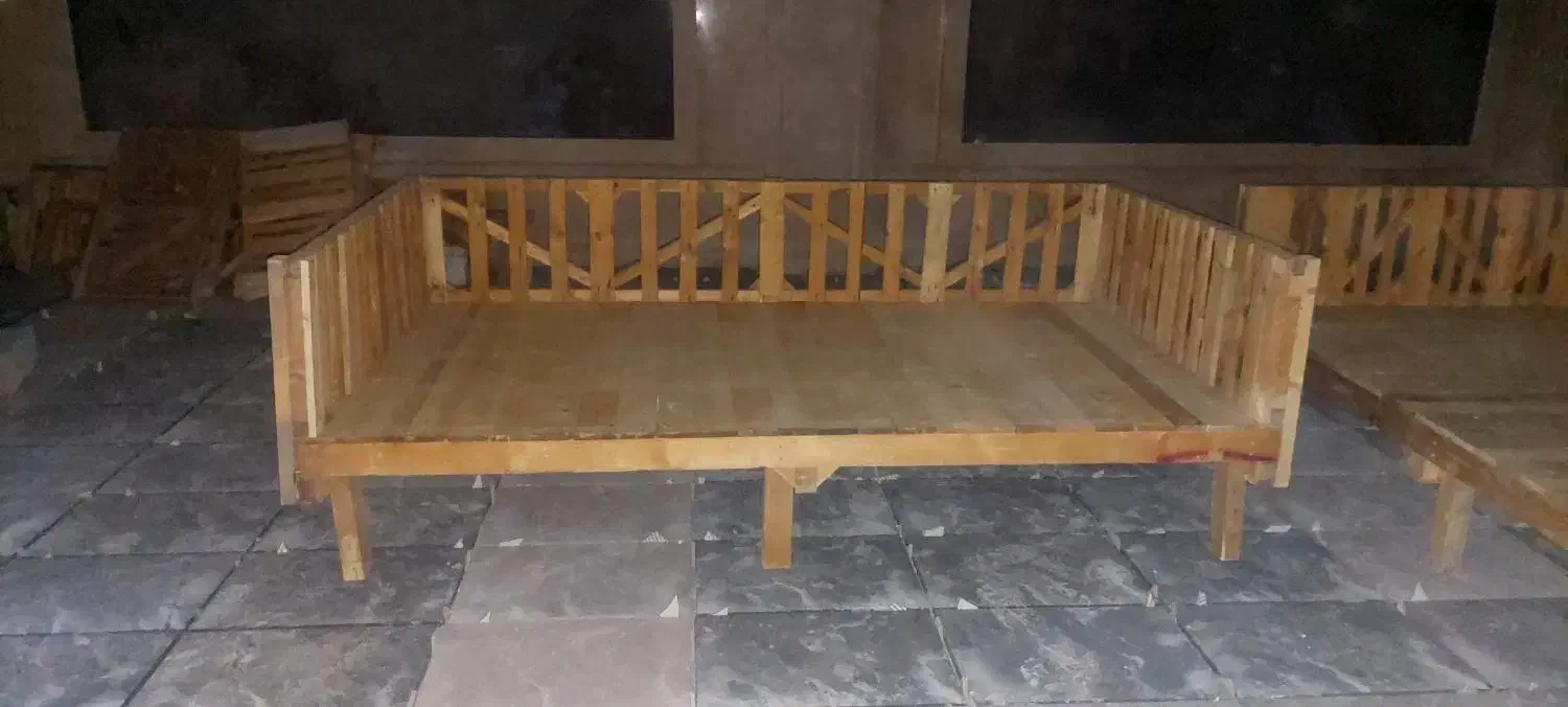 تخت سنتی چوبی|تخت و سرویس خواب|شیراز, شهرک بزین|دیوار