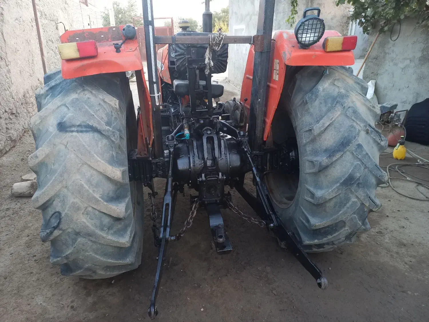 تراکتور۲۸۵مدل۸۵|خودرو سنگین|هلالی, |دیوار