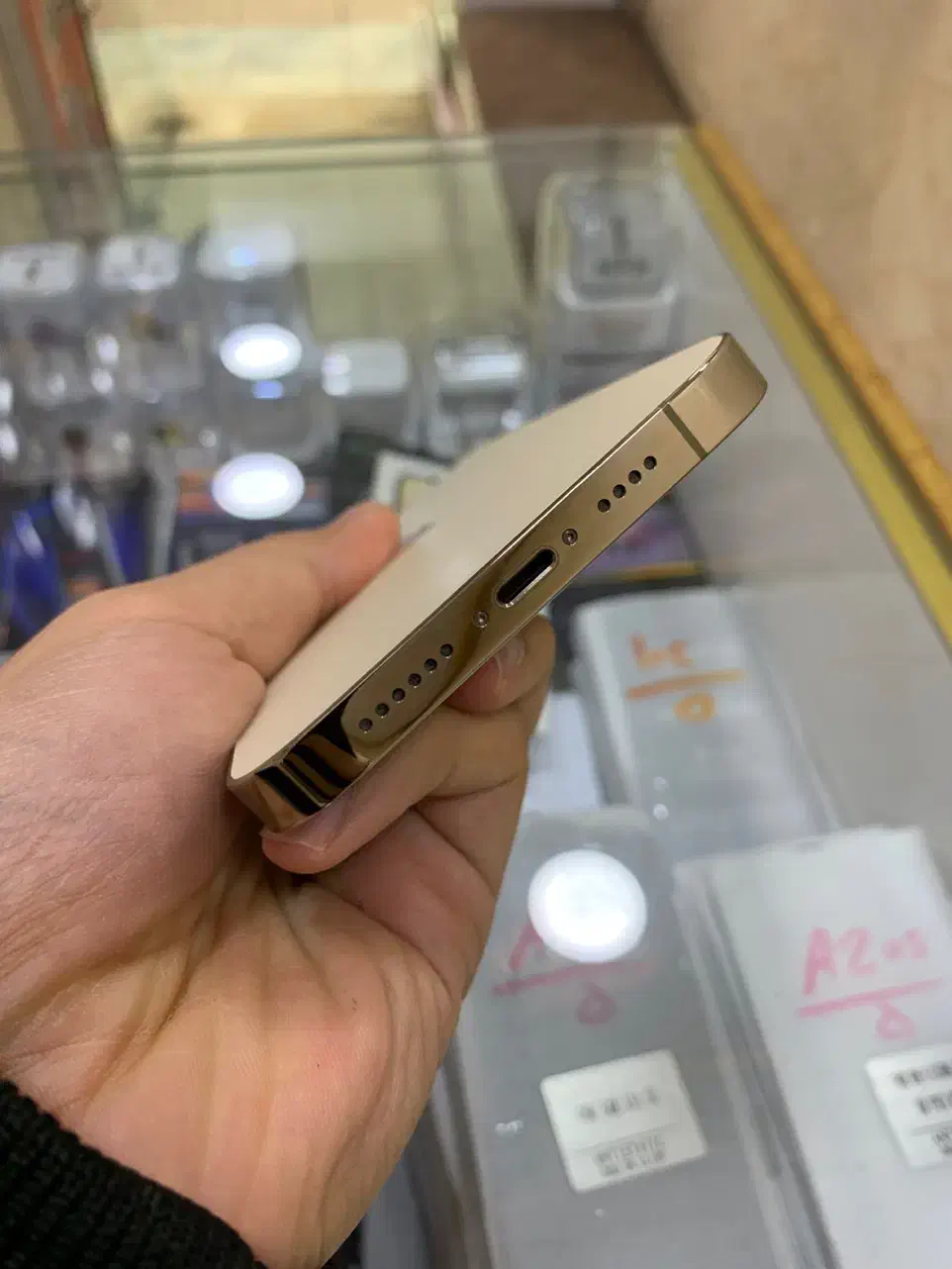 ایفون ۱۴ پرومکس|موبایل|ساری, |دیوار