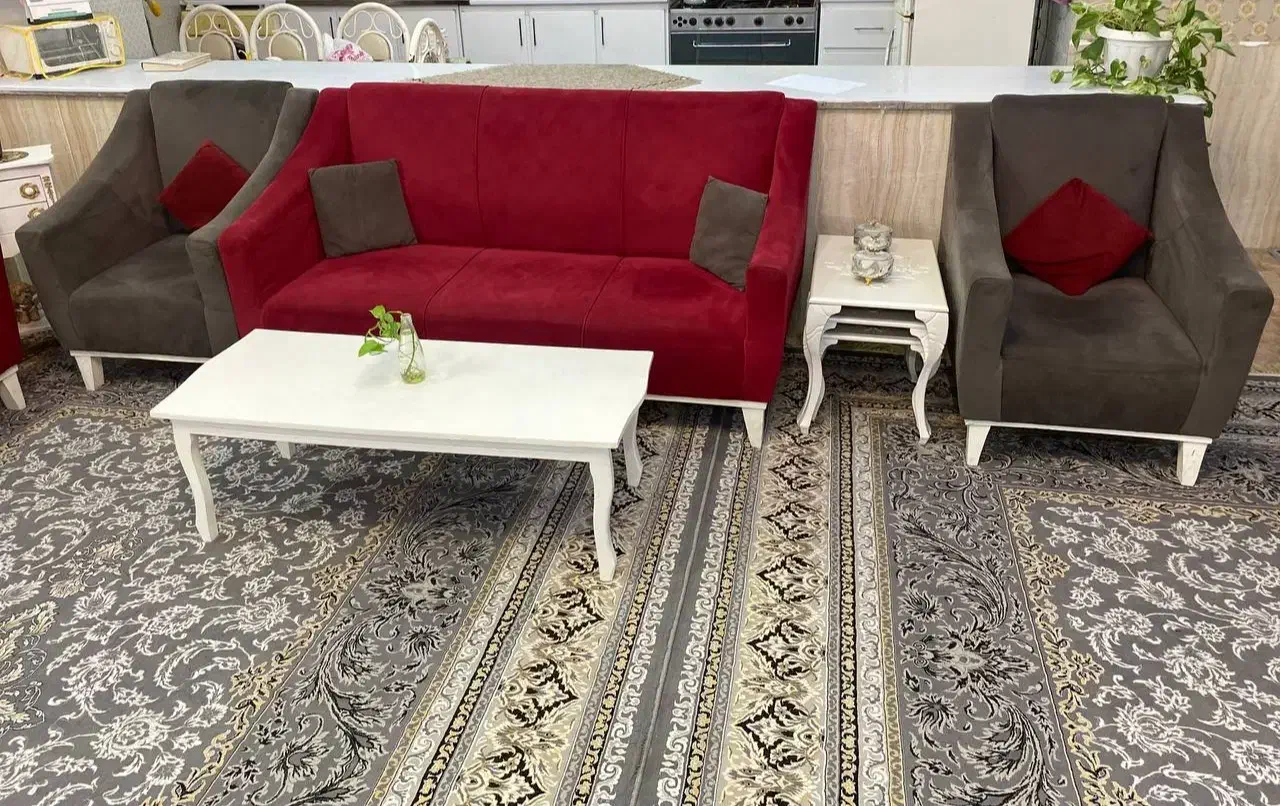 مبل 10 نفره|مبلمان خانگی و میز عسلی|تربت‌حیدریه, هاشمی‌نژاد|دیوار