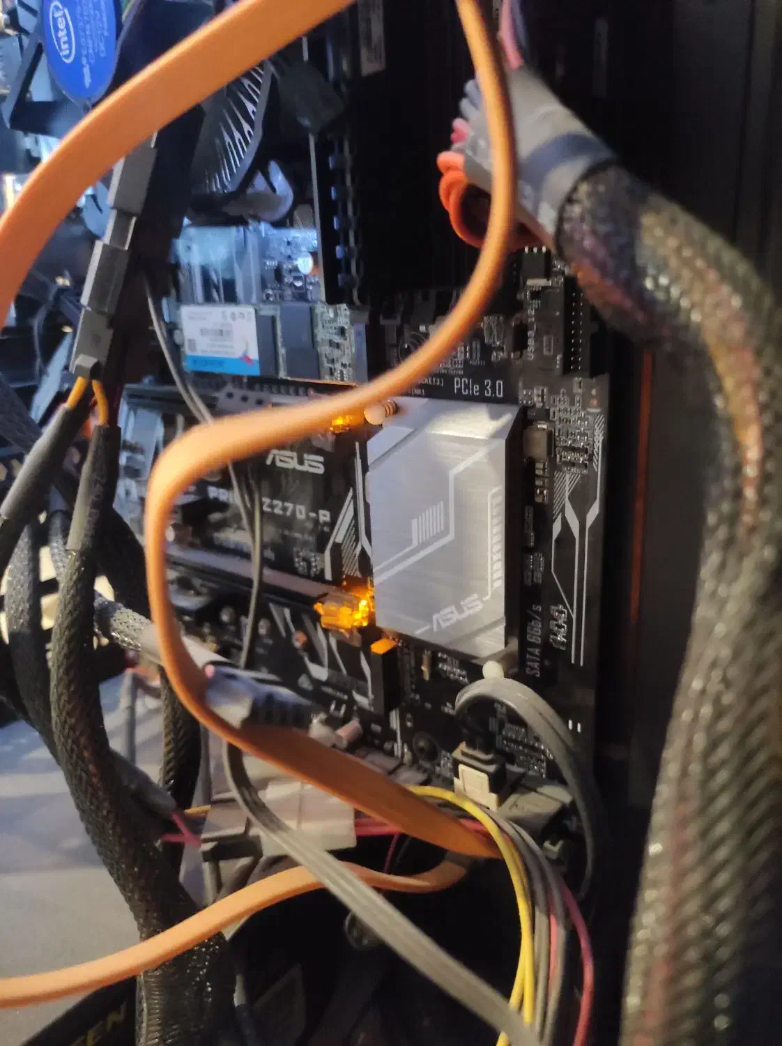 کیس مناسب بازی و رندر و دانشجویی|رایانه رومیزی|کرج, دهقان ویلا|دیوار