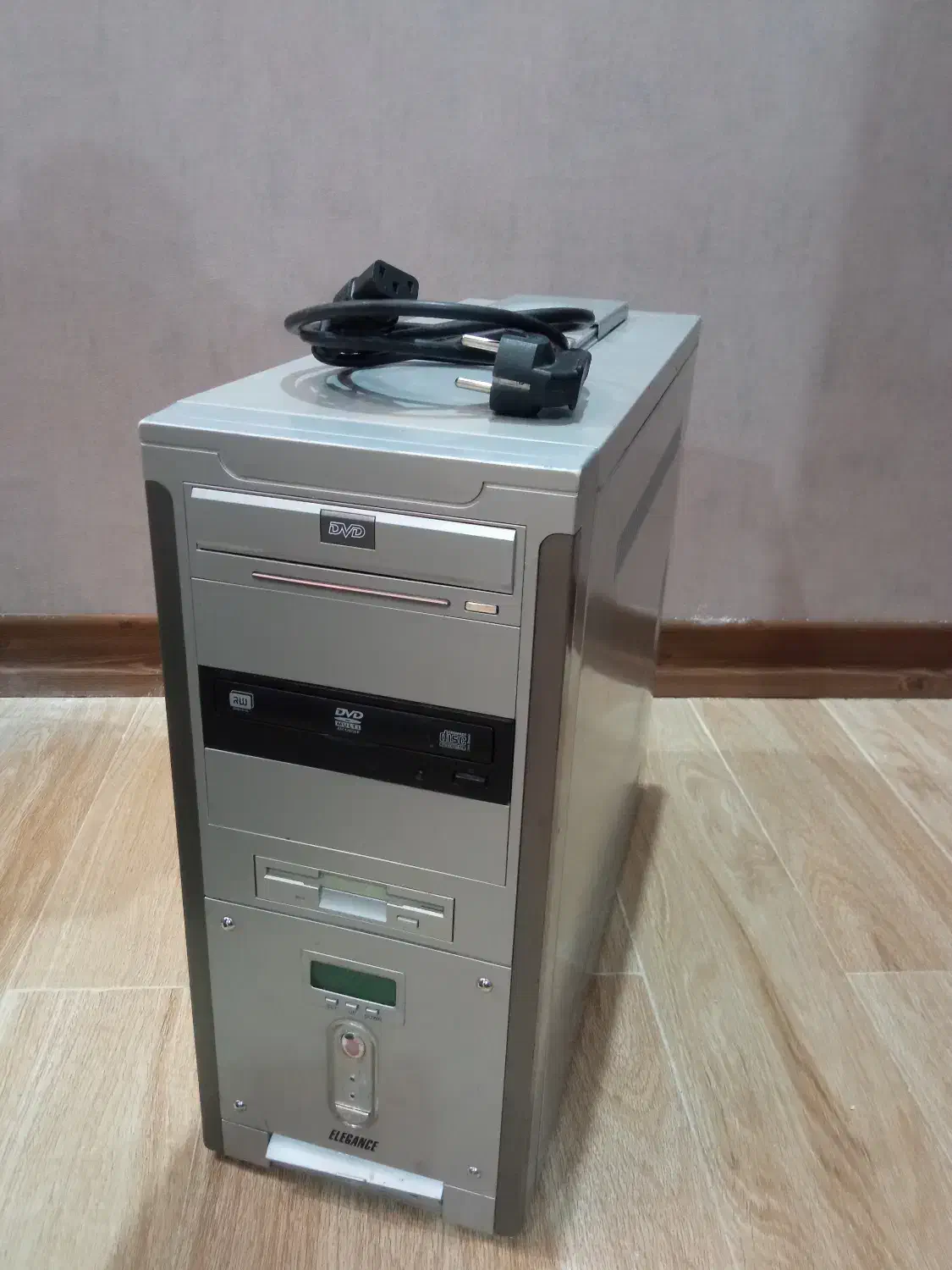 کیس اداری|رایانه رومیزی|شیراز, شهرک آرین|دیوار