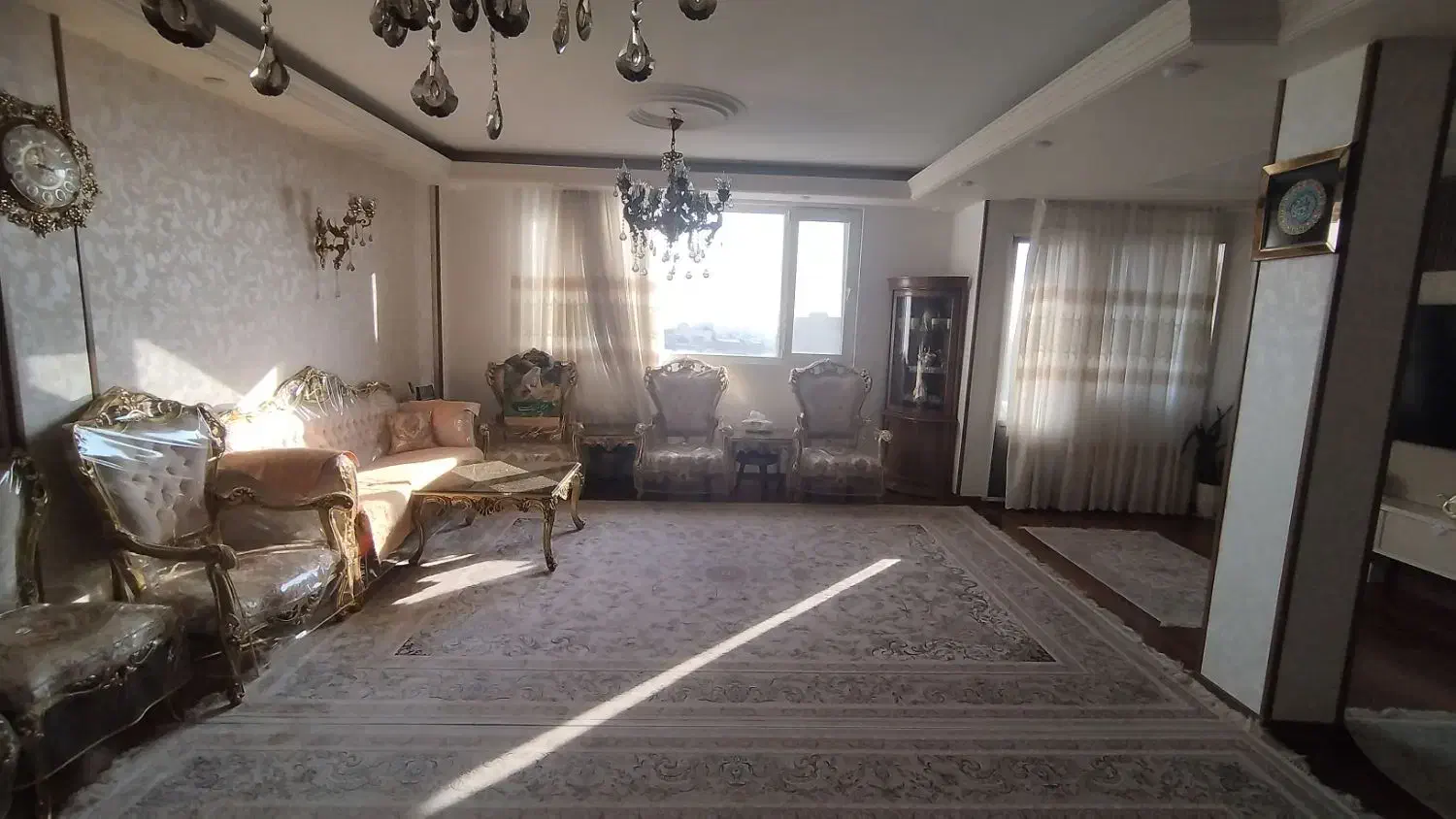 آپارتمان ۱۰۲ متری بازسازی‌شده، طبقه پنجم|فروش آپارتمان|تهران, فدک|دیوار