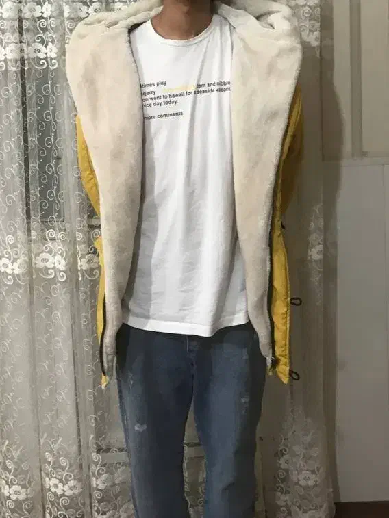 کاپشن|لباس|اردبیل, |دیوار